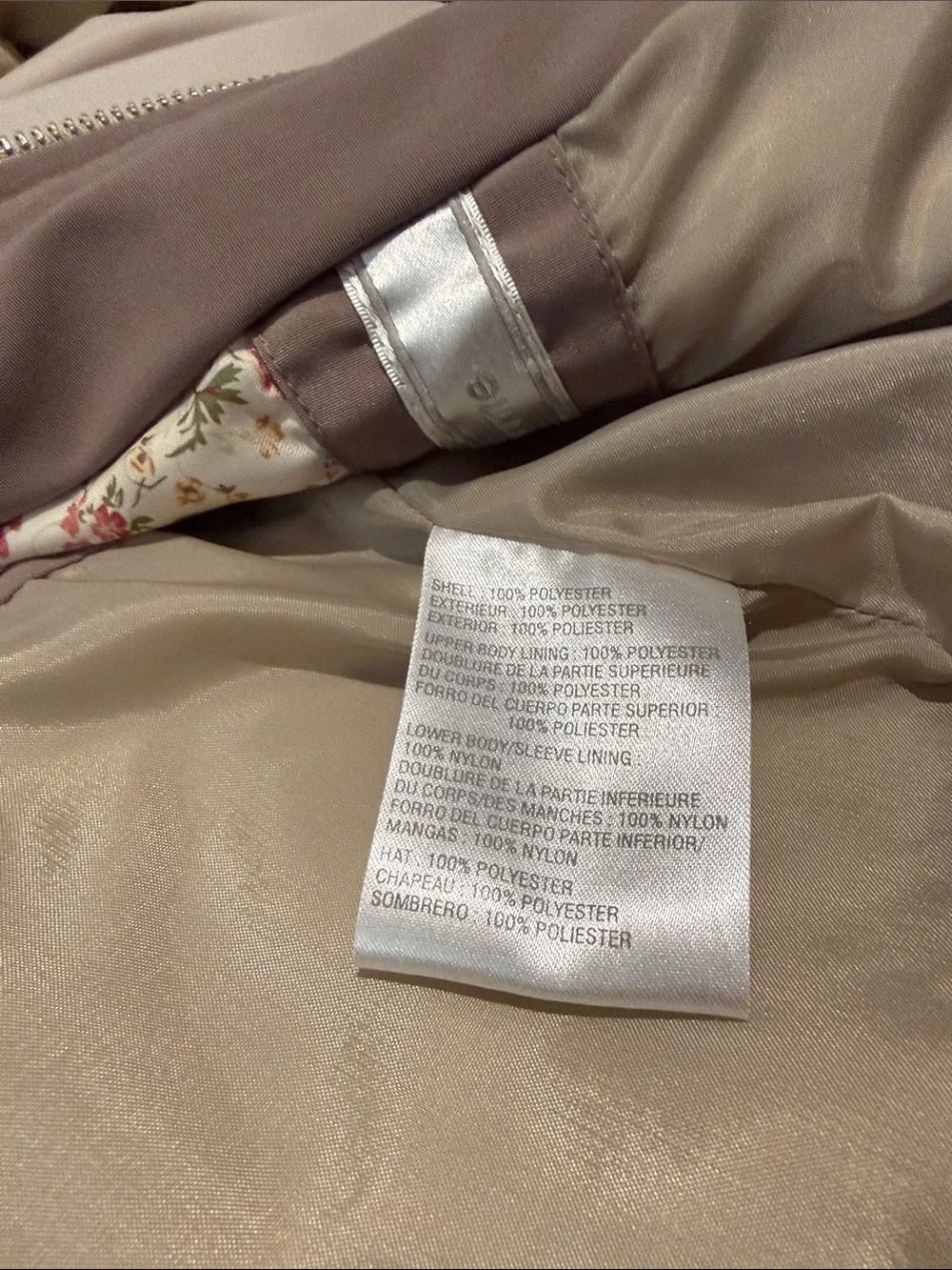 Liz Claiborne Light Cream Trench Coat minimalist vibes